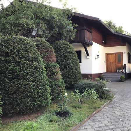 Schwarzwald - Villa Appartments Titisee ภายนอก รูปภาพ