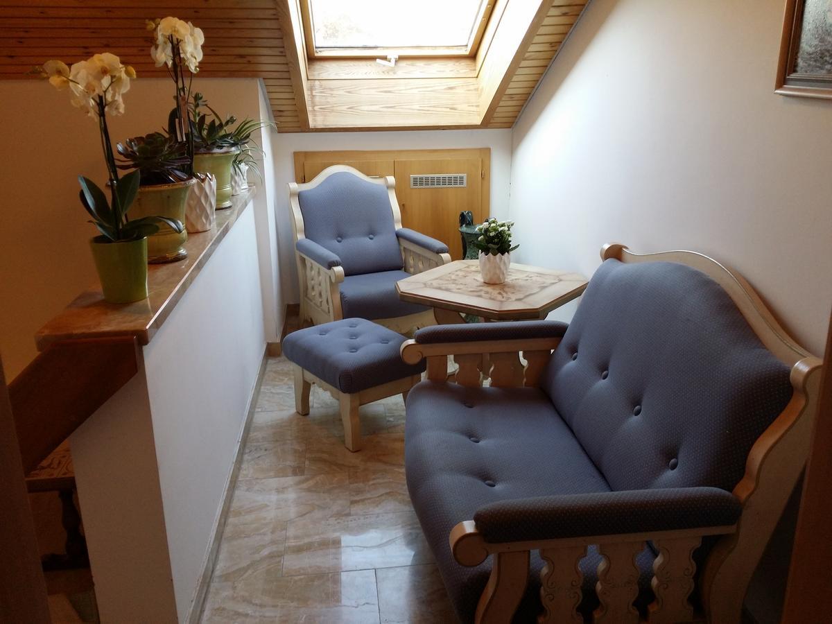 Schwarzwald - Villa Appartments Titisee ภายนอก รูปภาพ